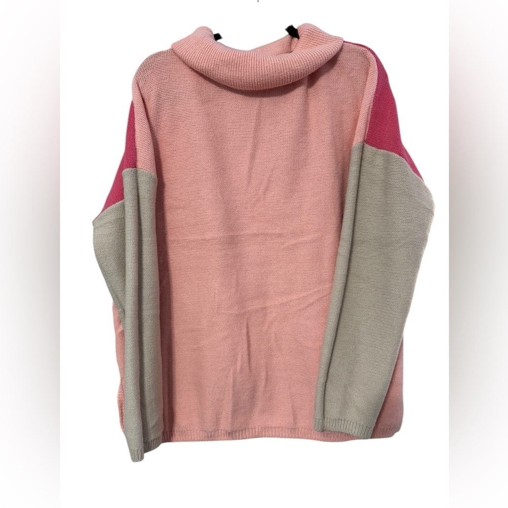 Dokotoo Chic Pink and Tan Women's Turtleneck Sweater - Picture 2 of 6